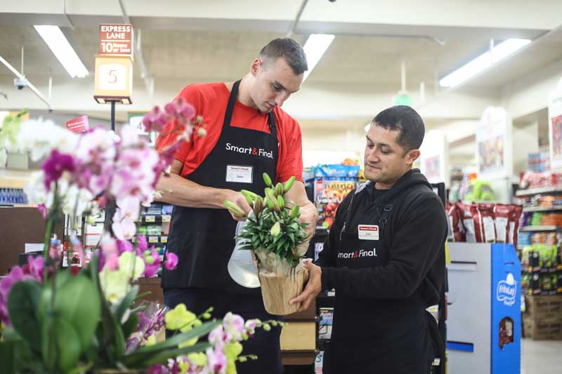 Clippers Newest Addition Goes Undercover At Smart Final