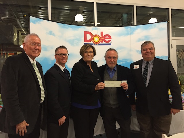 Michael Ryshouwer, Bejo Seeds/Tasti Lee Tomatoes; Anthony Sattler, NEPC president/C&S Wholesale Grocers; Catherine D’Amato, president/CEO, Greater Boston Food Bank; Neil Kessler, Dole; and Bob McGowan, Northeast Produce Sales.