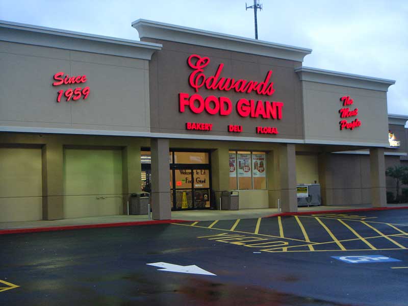 Edwards Cash Saver store front