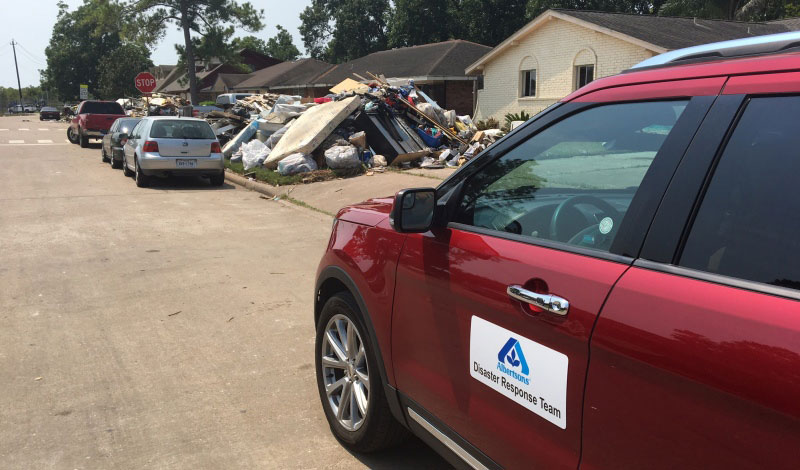 Albertsons Disaster Response Team car