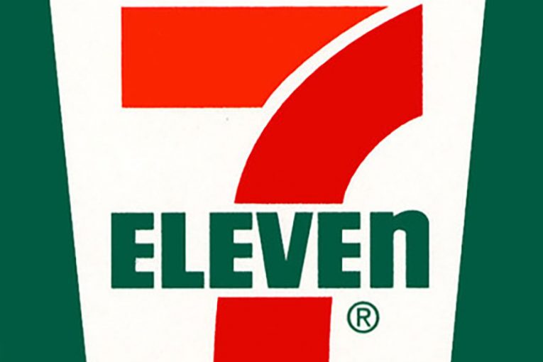 7-Eleven honors public servants