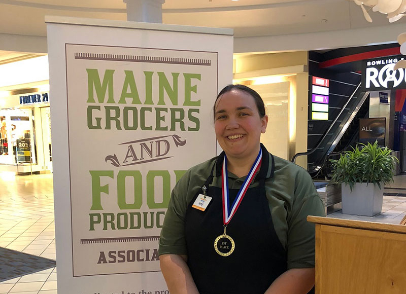 MGFPA best bagger Amy Taylor, Shaw's