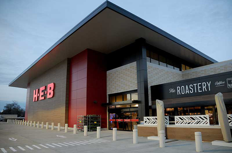 H-E-B Heights exterior