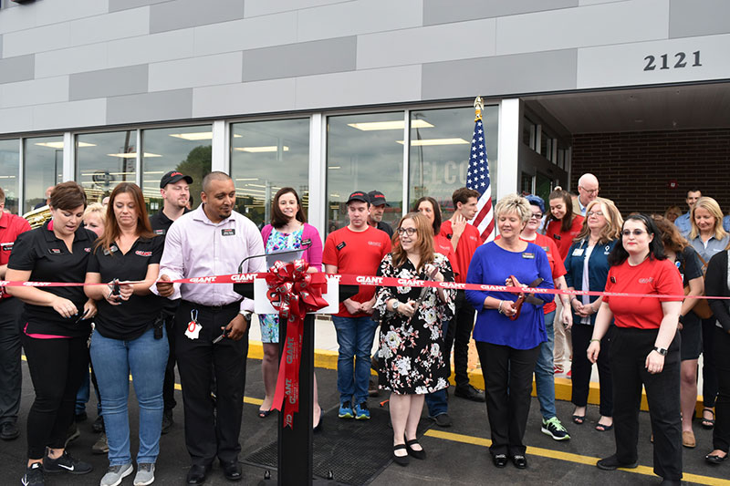 State College ribbon cutting, Giant