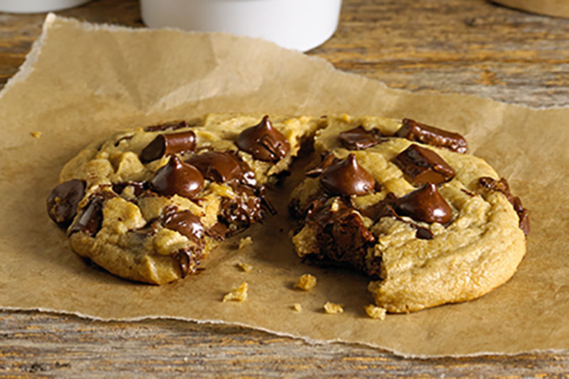 Reasor’s Introduces New Oversized, Overloaded Gourmet Cookies