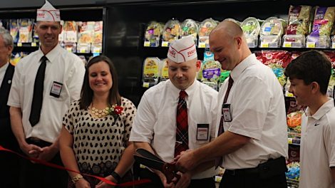 Fareway opening, Monmouth, Illinois