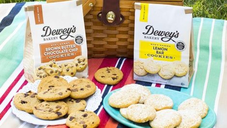 Soft-Baked Cookies, Dewey's Bakery