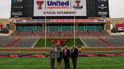 Sidney Hopper, Mandy Tomlin, Robert Taylor and Wes Jackson, The United Family.