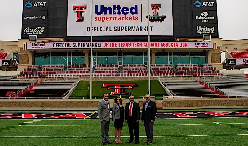 Sidney Hopper, Mandy Tomlin, Robert Taylor and Wes Jackson, The United Family.