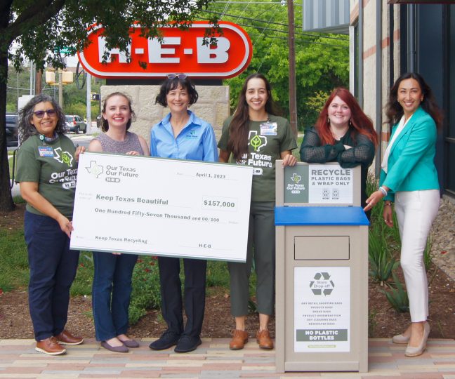 H-E-B reusable bags Earth Day