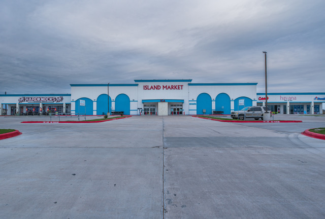 Island Market IGA in North Padre, Texas