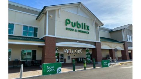 Publix store front in Ocala, Florida