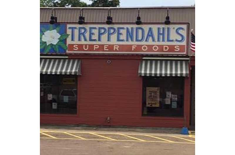 exterior of Treppendahl's Super Foods