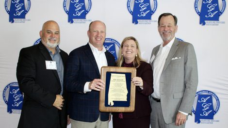 Lieutenant Gov. Ainsworth receiving the Spirit of Alabama award.