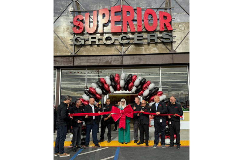 Superior Grocers grand opening in Victorville, California