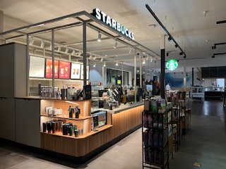 Raley's in-store Starbucks cafe