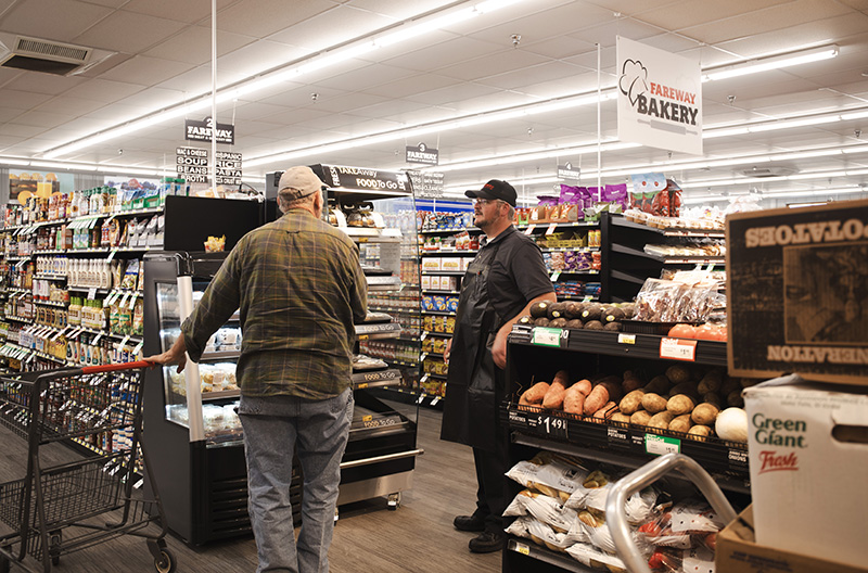 Fareway customer