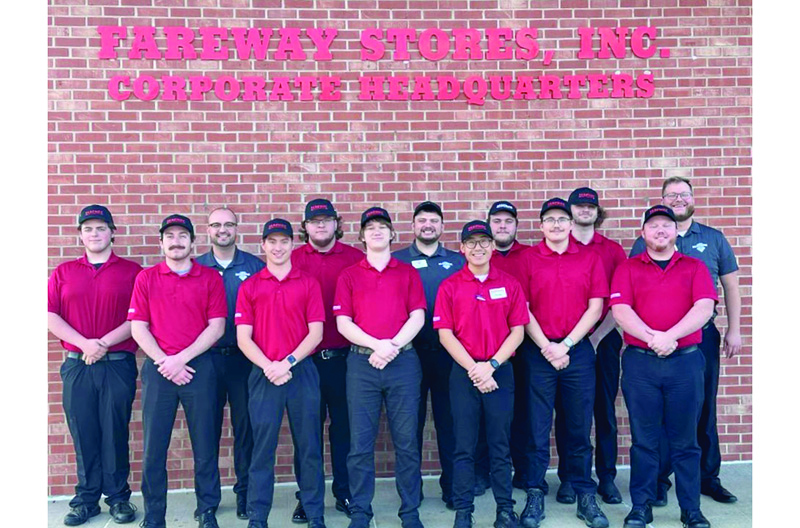 Fareway employees outside of the corporate headquarters