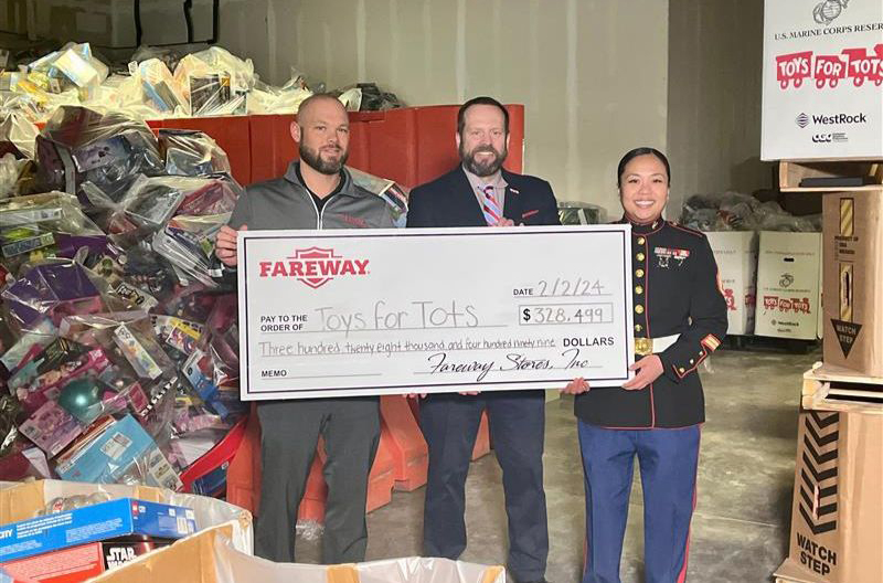 Fareway Toys for Tots check presentation