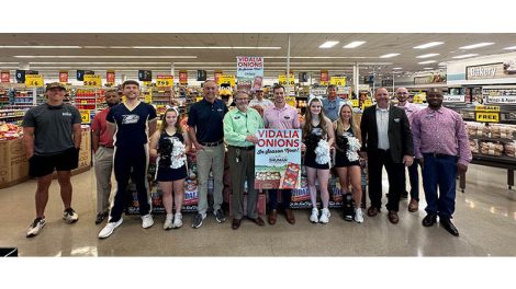 Group celebrating Shuman Farms Vidalia onions