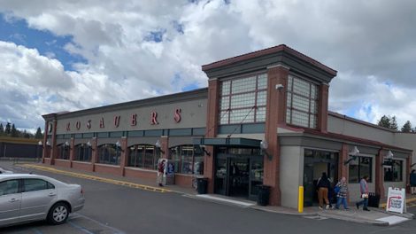 image of exterior of Rosauers Supermarkets location