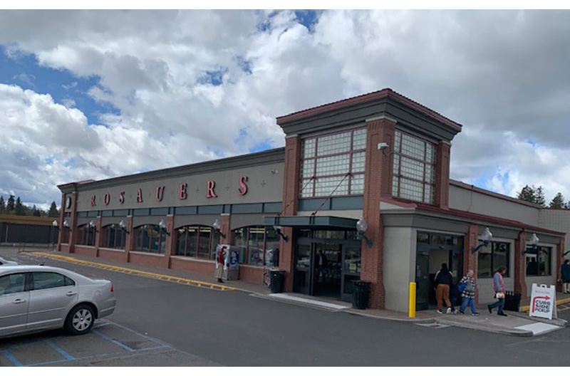 image of exterior of Rosauers Supermarkets location