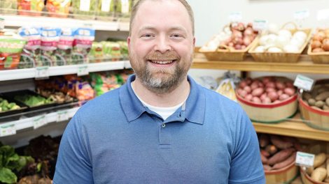 Image of Harvest Health Foods VP of Purchasing Bill Reiffer