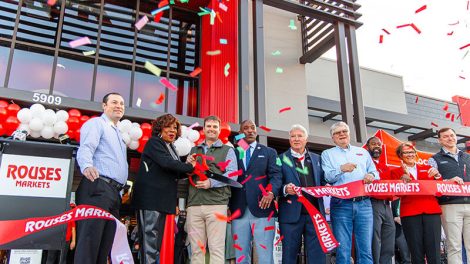 image of Rouses Market ribbon cutting