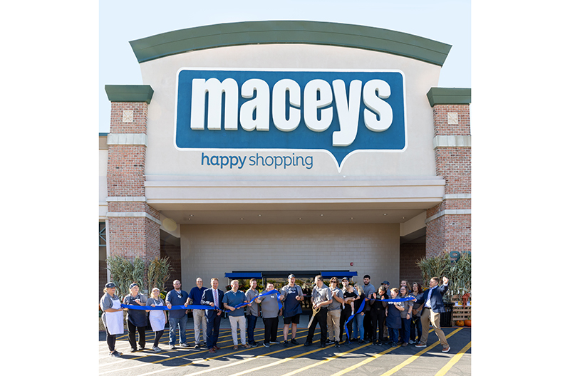 ribbon cutting at the Macey's in Pleasant Grove, Utah