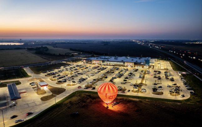 H-E-B Pflugerville exterior shot