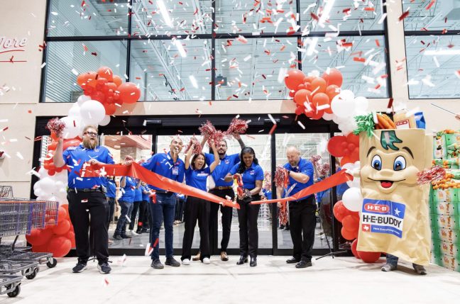 H-E-B Pflugerville ribbon cutting