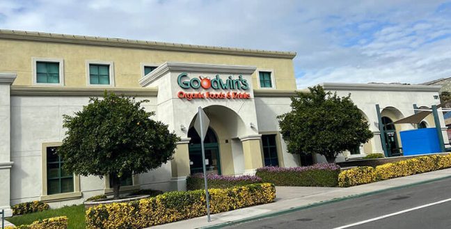 image of the exterior of Riverside location, Goodwin’s Organic Foods
