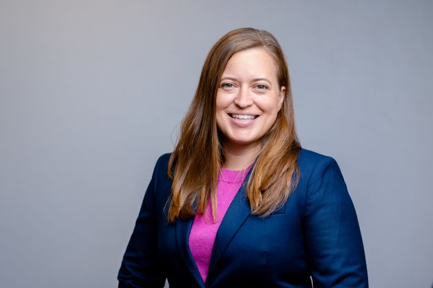 Kelly Hanson NGA headshot