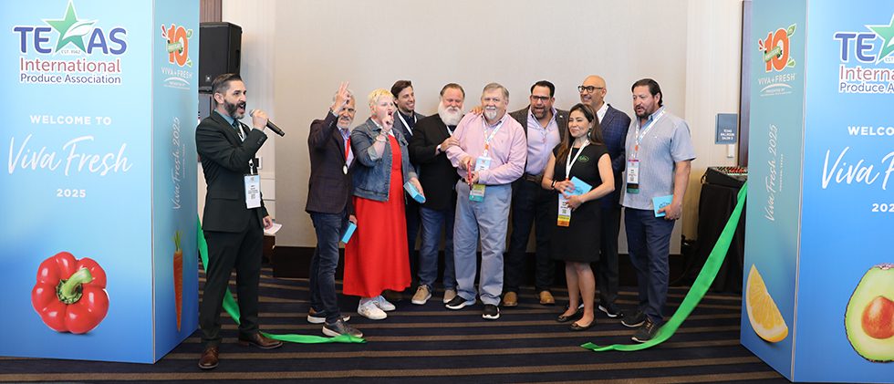 Viva Fresh Expo 10th Anniversary Ribbon Cutting