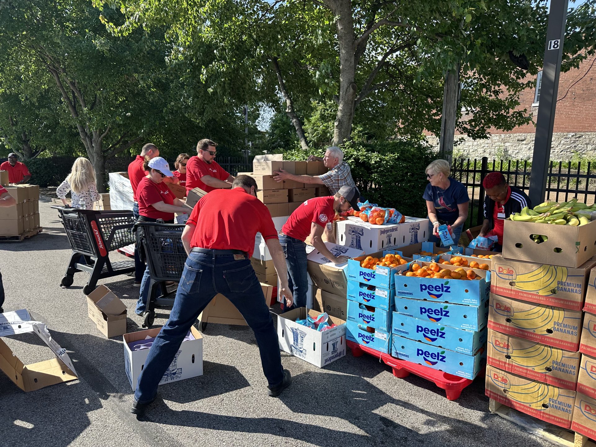 Schnucks tornado relief