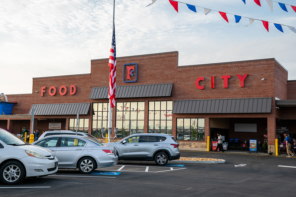 Food City exterior store shot