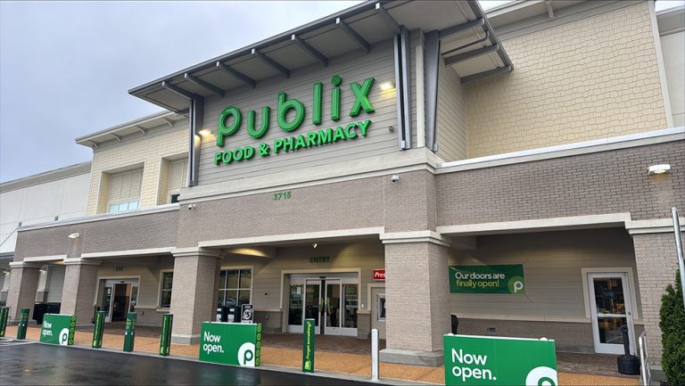 Publix Celebrates Opening Of New Supermarket In Gainesville, GA