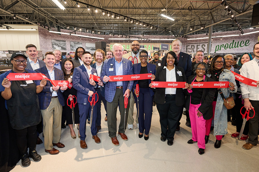 Meijer store ribbon cutting in Richmond Heights, Ohio