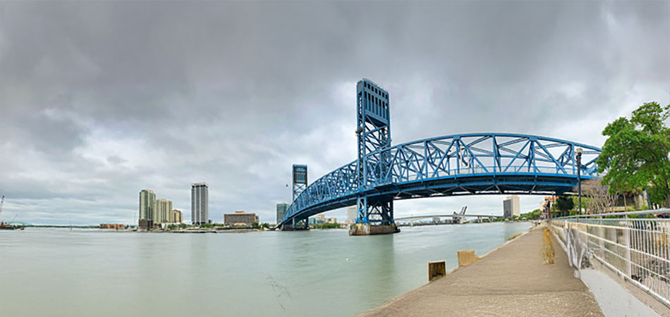 image of bridge going into Jacksonville in North Florida