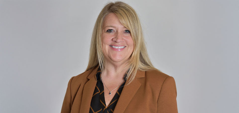 headshot of Tammie Hetrick with Washington Food Industry Association