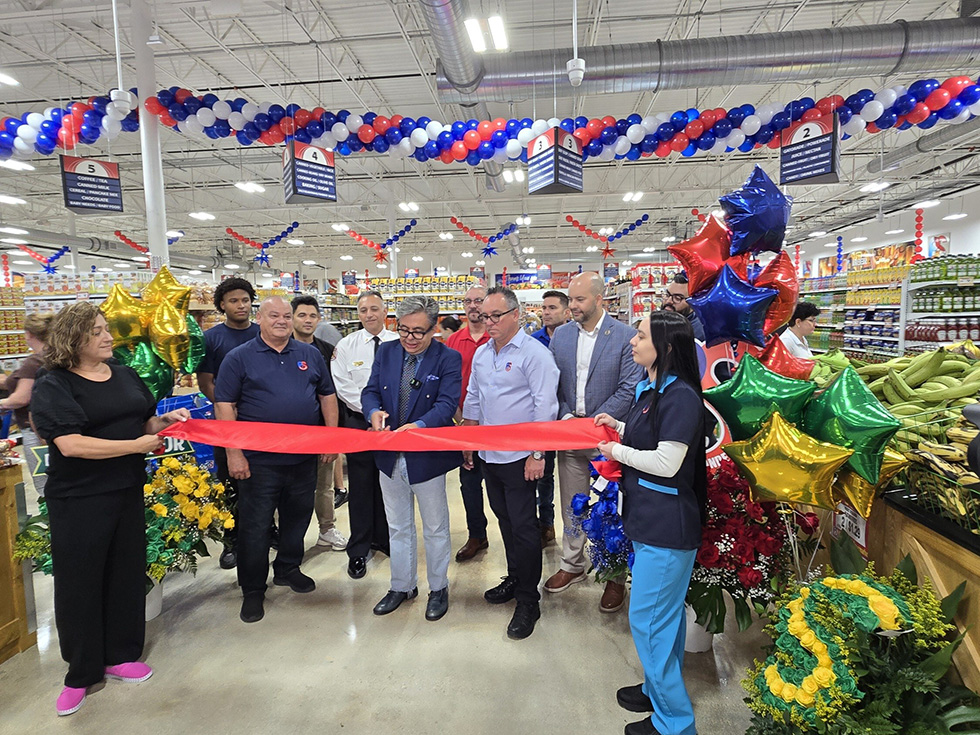 Presidente Supermarkets celebrated the grand opening of its new store in Hialeah, its fourth location in this South Florida city, on June 4, 2025.