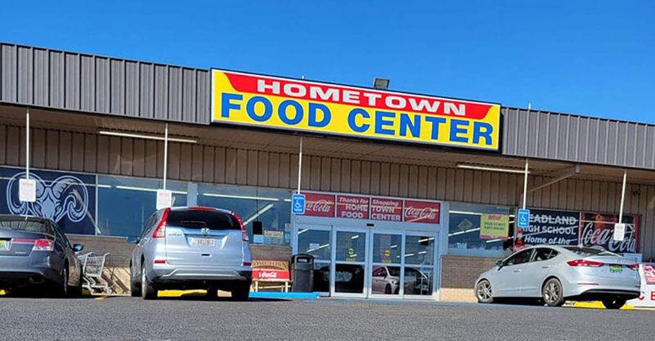 photo of exterior of Hometown Food Center in Headland, Alabama