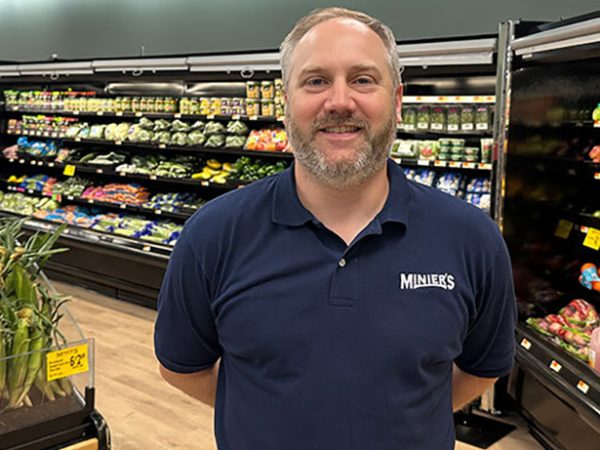 Miniers’ Unlikely Mix – Meat Destination With ‘Pottery Barn’ Feel In Big Flats, NY