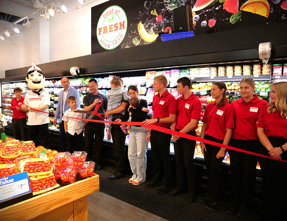 Fareway Denver Ribbon Cutting
