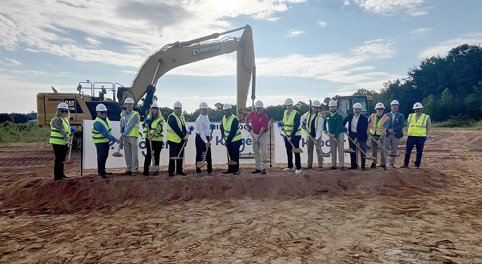 image of groundbreaking ceremony for new Kroger in Oakwood, Georgia