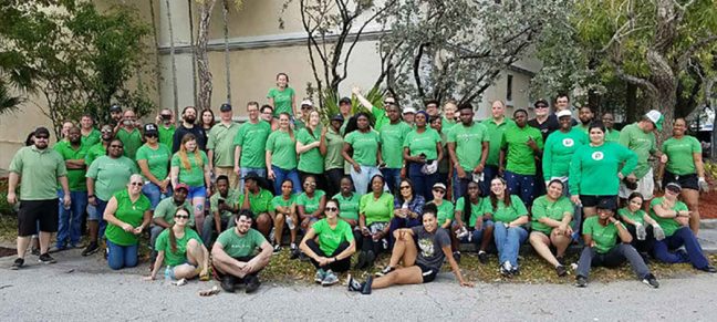 image of Publix associates during Publix Serves volunteer week