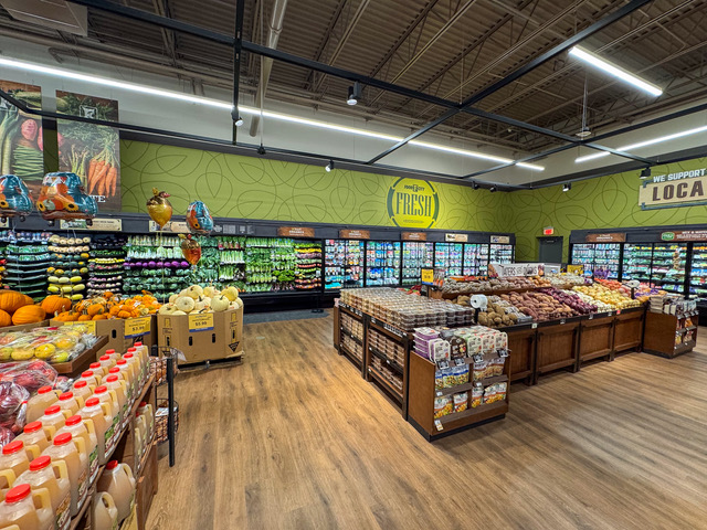 Food City produce department in Trenton, Georgia