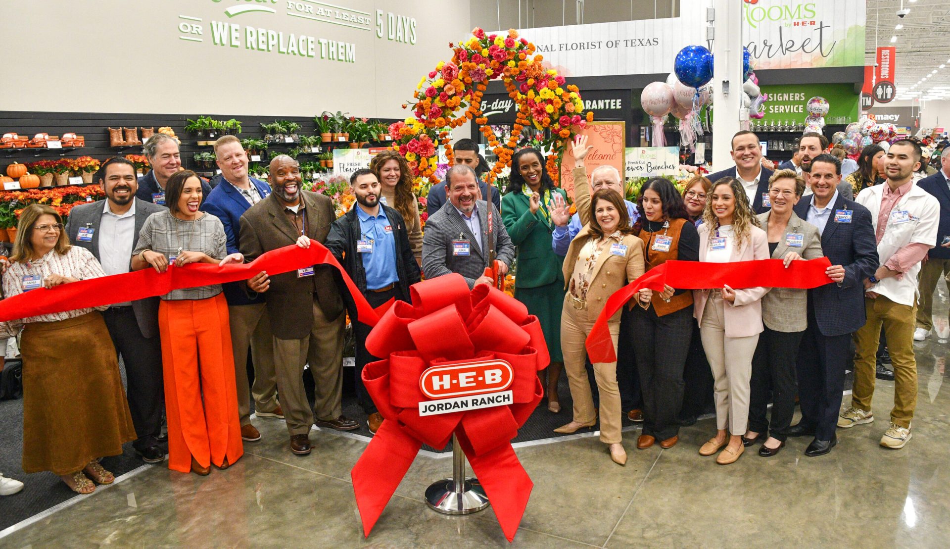 H-E-B Jordan Ranch ribbon cutting