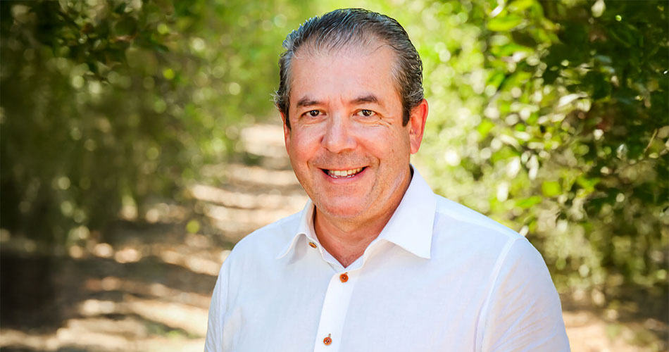 headshot of Oscar González, co-president of Northgate Gonzalez