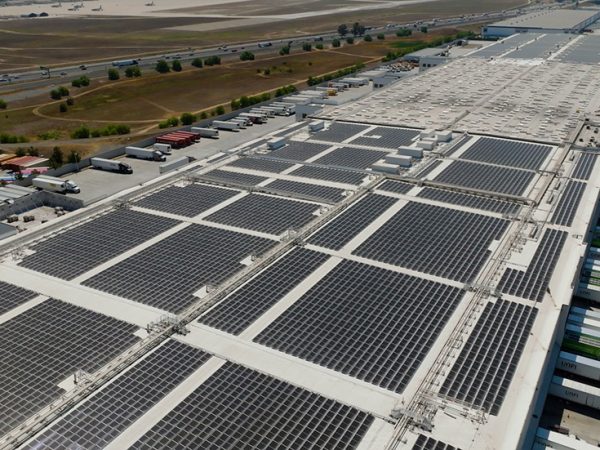 UNFI Completes Rooftop Solar Array At Riverside Distribution Center